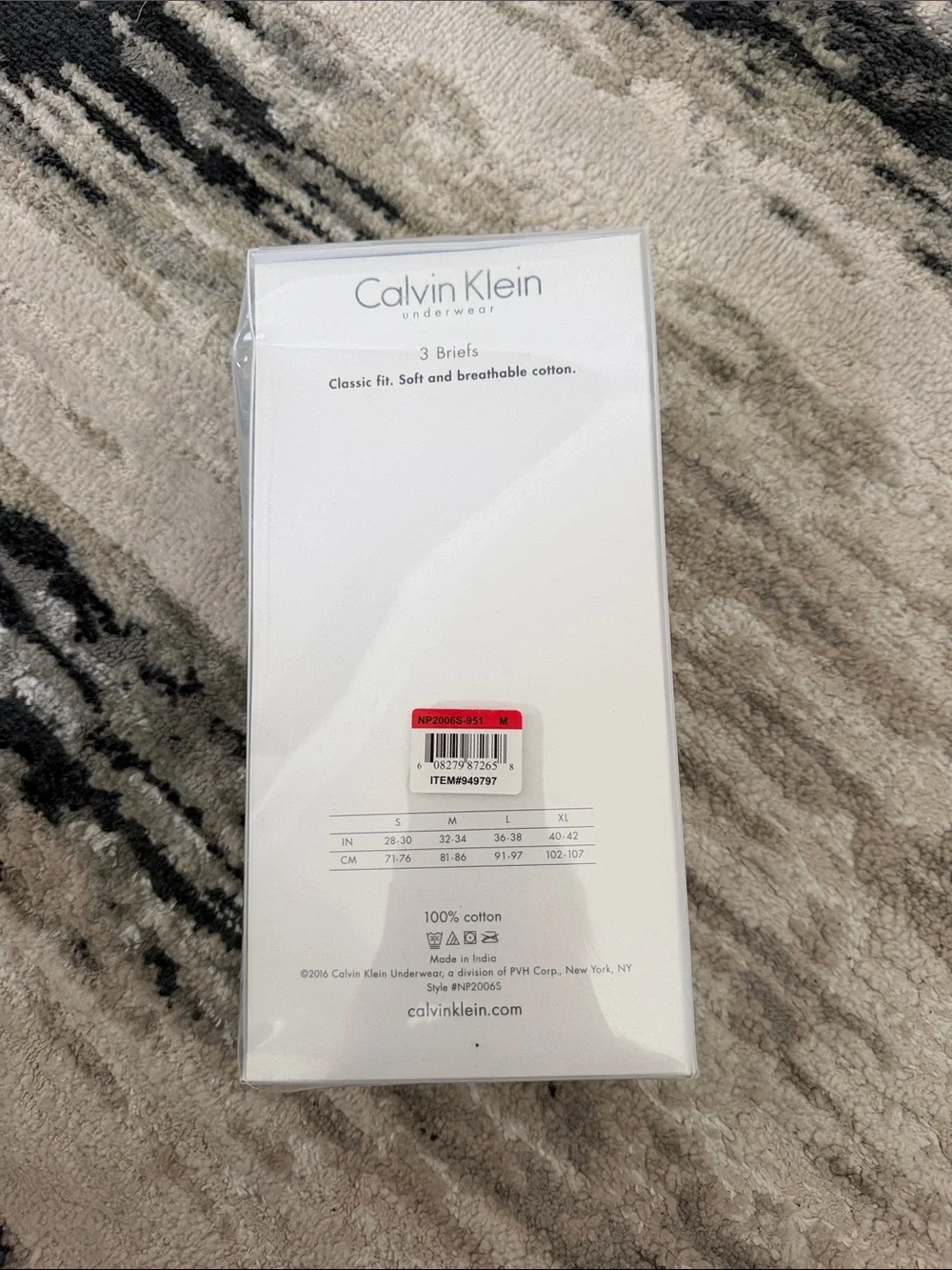 Calvin Klein Underwear Men’s 100% Cotton Classic Fit Briefs 3 Pack Size Medium